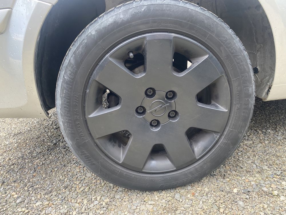 Jante astra h cu cauciucuri de vara 205/55 r16