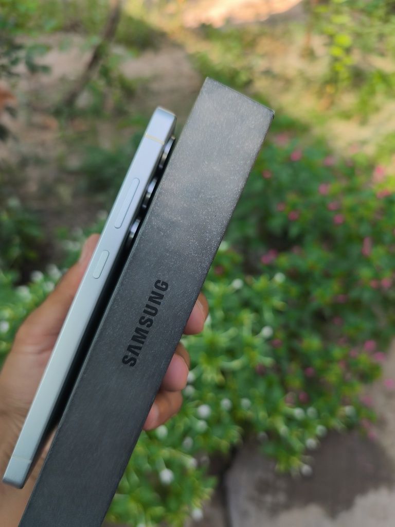 Samsung S25 Ultra 512 yangi
