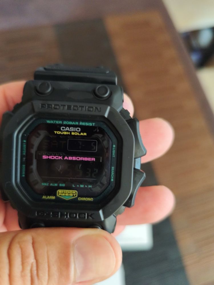 Часовник G-shock Casio
