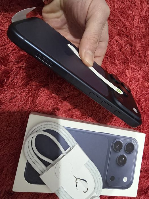 -Iphone 17Pro, Nou, 256Gb, 8Ram, 0 cicluri incarcare, neactivat, nefol