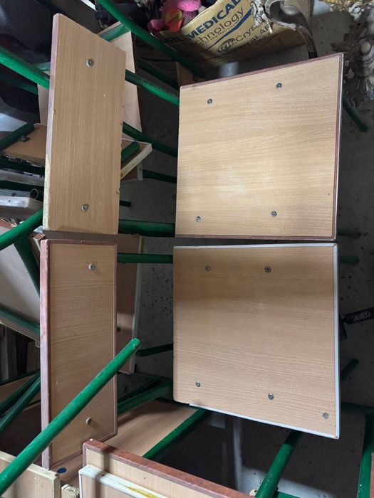 Учебные парта и стулья