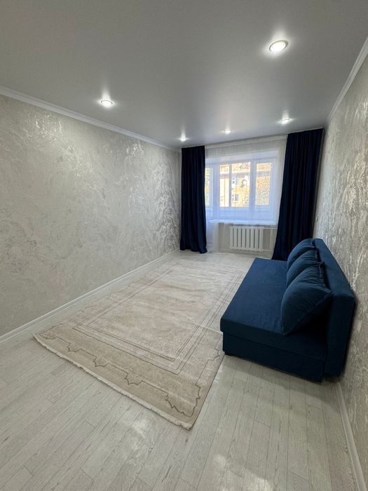 Продаётся 1 комн район Тюленина