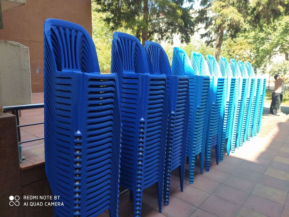 Пластмасс Стул Сотилади