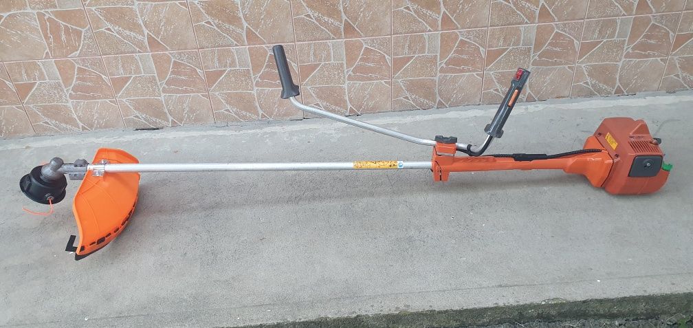 Husqvarna originala profesionala 225.R.
