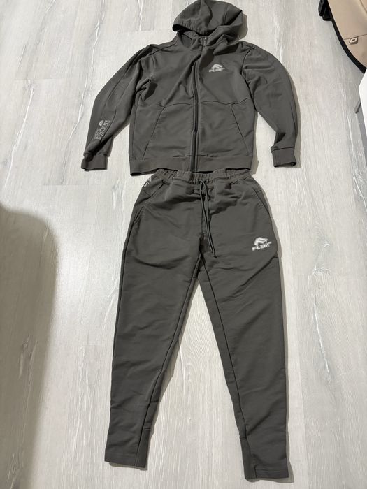 Мъжки екипи Flair