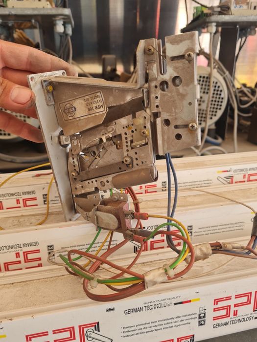 Spălatorie auto self automatizare pentru 4 Boxe