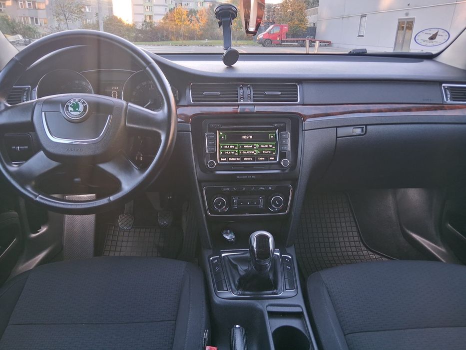 Vand Skoda Superb 2.0 diesel an fab 2010