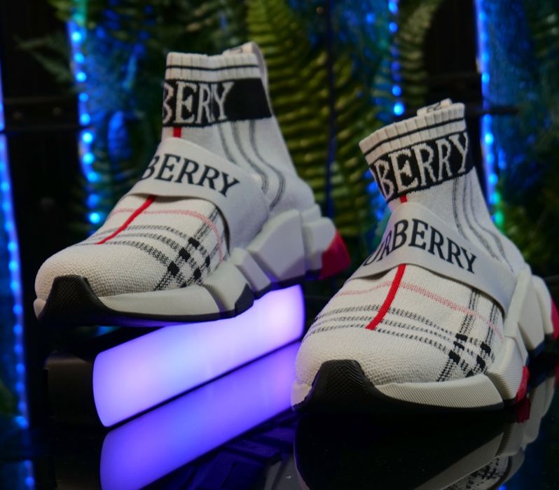 Маратонки Burberry Цвят Бежаво 36-45 номер