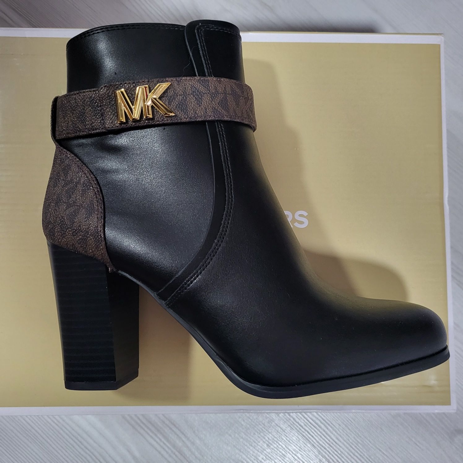 Боти Michael Kors 38
