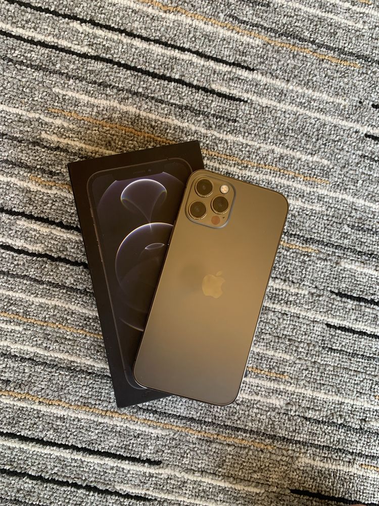 iPhone 12 pro LL/A