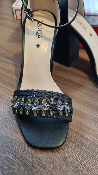 Sandale cu toc elegante mărimea 36 Doca
