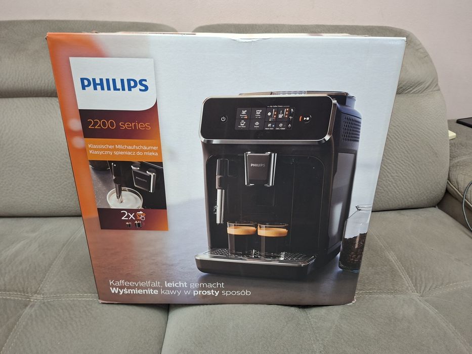 Кафе автомат Philips Series 2200