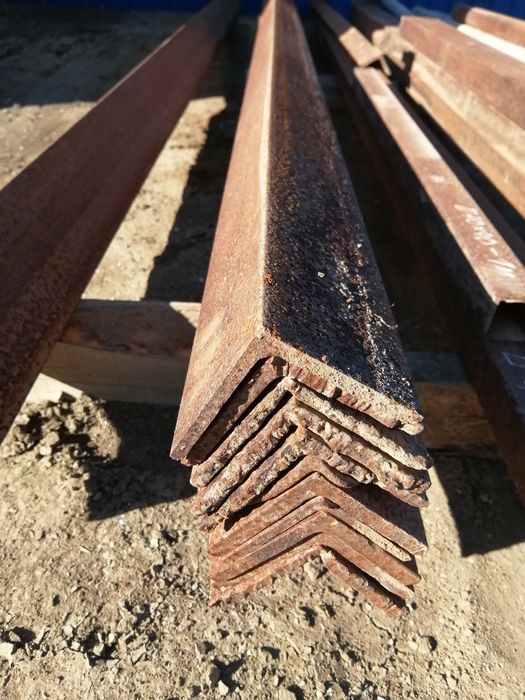 Уголки 75х75х6мм