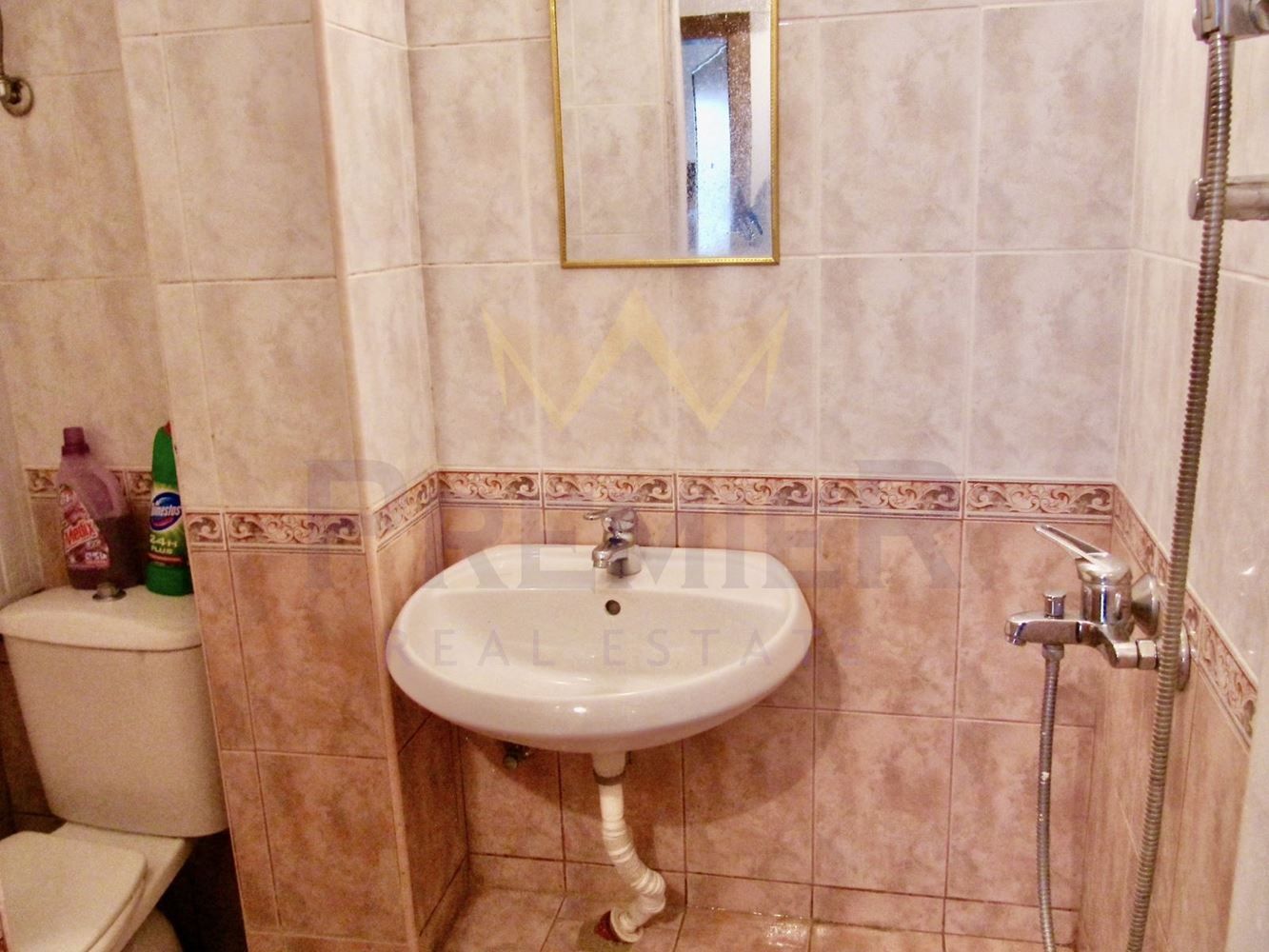 2-стаен в Варна-Център площ 65 цена 800