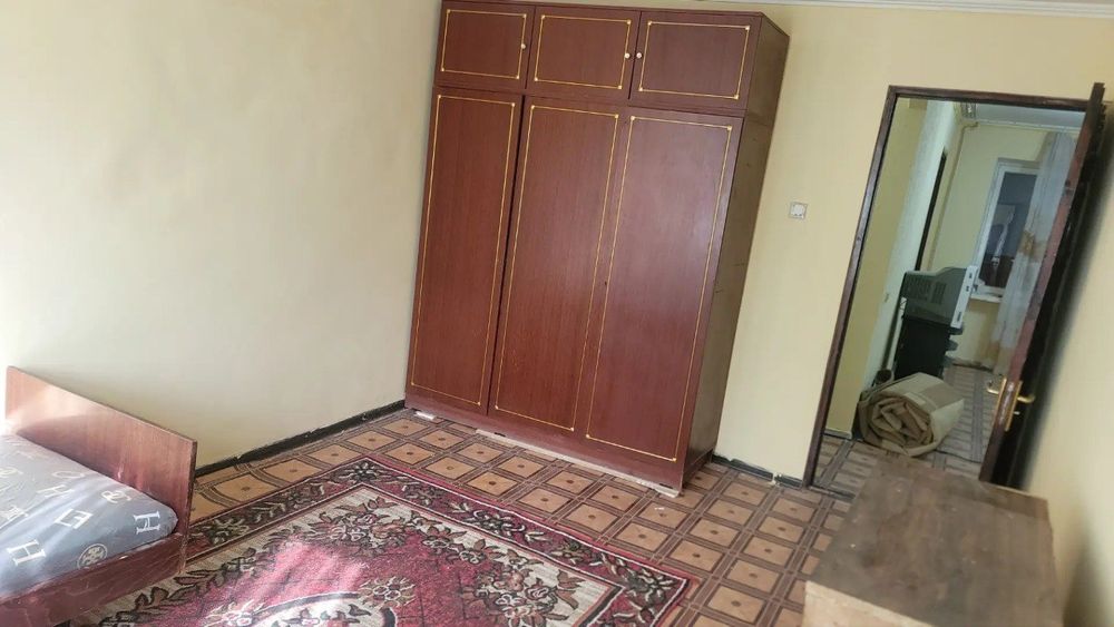 Сдаётся 3 комнатная квартира