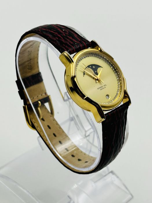 Елегантен часовник Raymond Weil