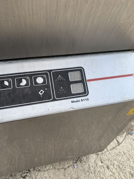 Професионална съдомиялна машина