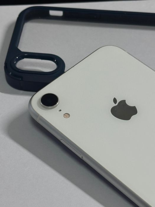 iPhone XR 128 Гб