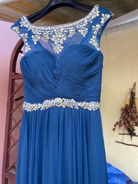 Rochie masura 36 noua potrivita pentru evenimente deisebite