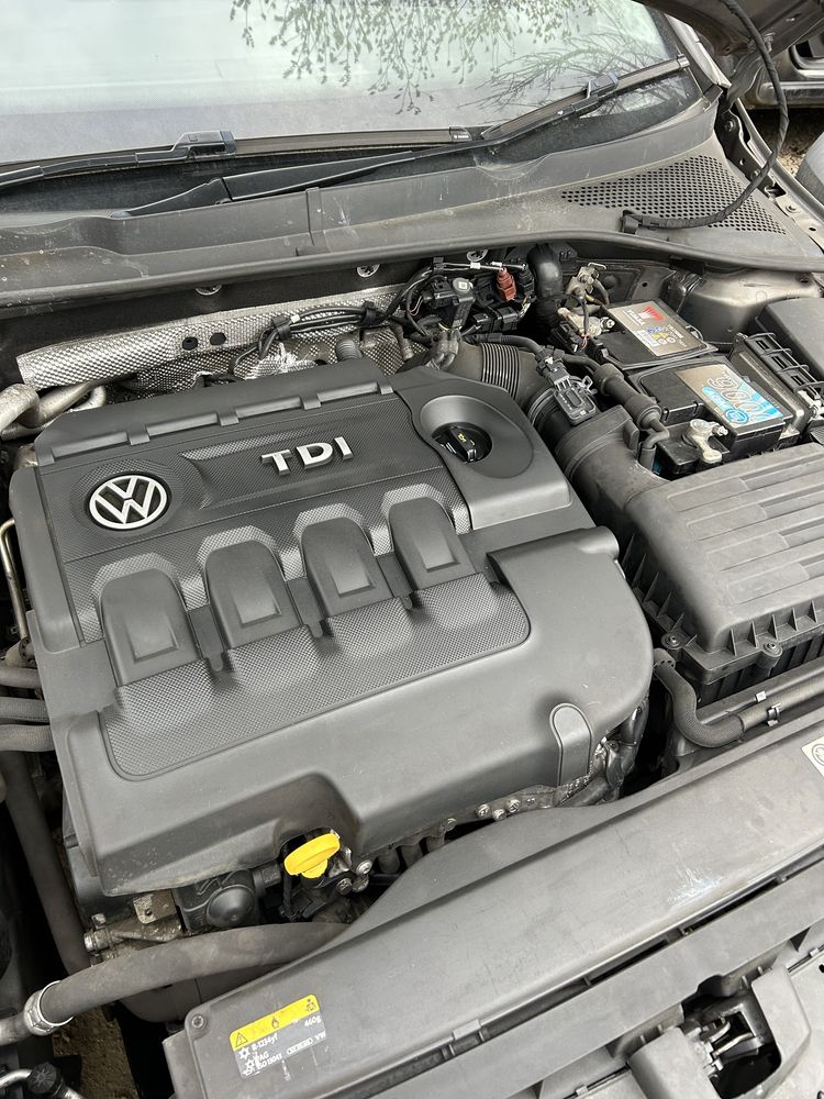 Carcasă filtru aer Volkswagen Golf 7 1.6 tdi 2016