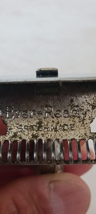 Метални самобръсначки