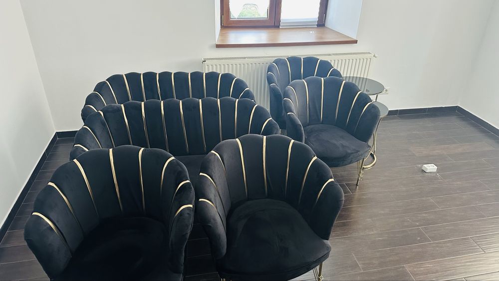 2 seturi de canapele noi