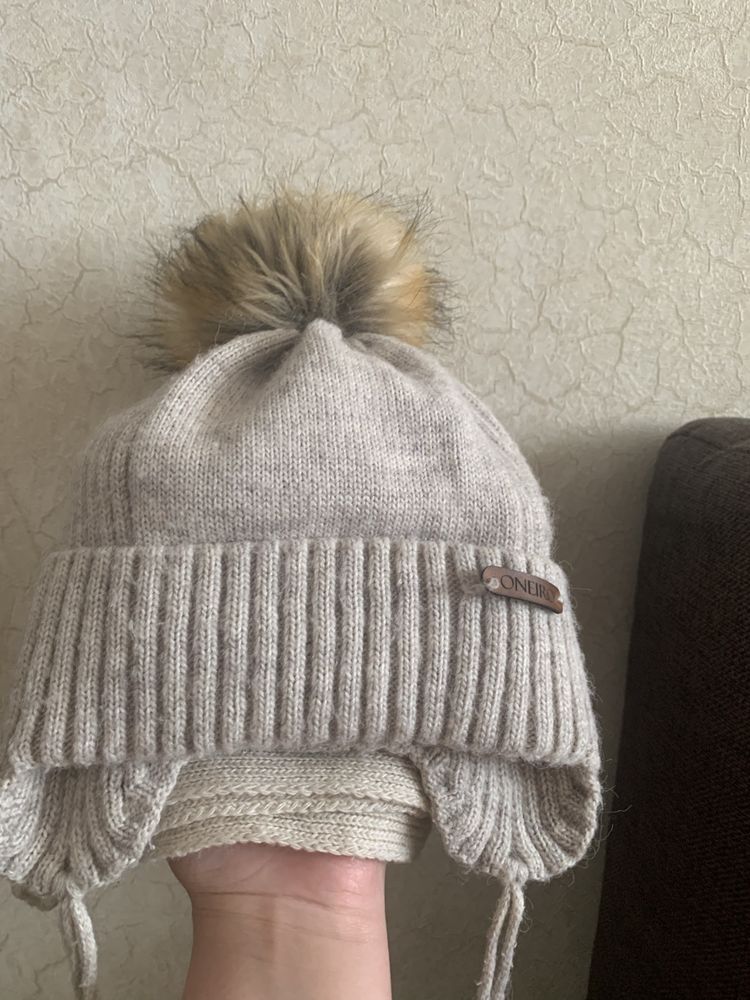 Зимняя  детская шапочка с шарфиком