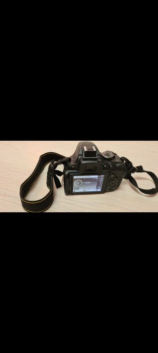 Vand Nikon D5100 body