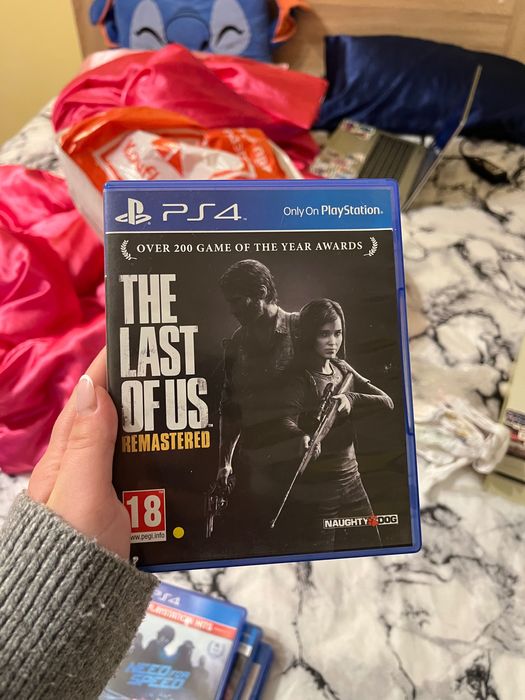 Плейстейшън 4 + 4 игри