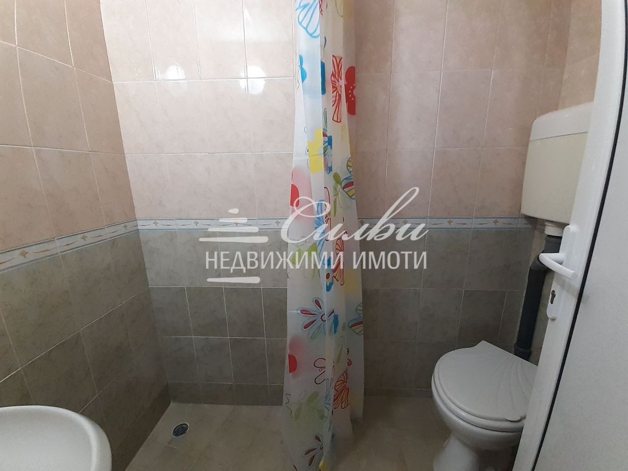 Дава се под наем Едностаен апартамент в Шумен, Болницата - 35 кв.м за 204 € - Снимка #9