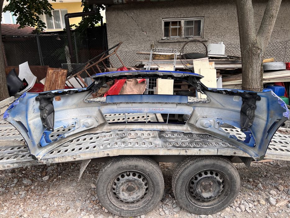 Ford focus St 2015-2018 оригинална предна броня здрава