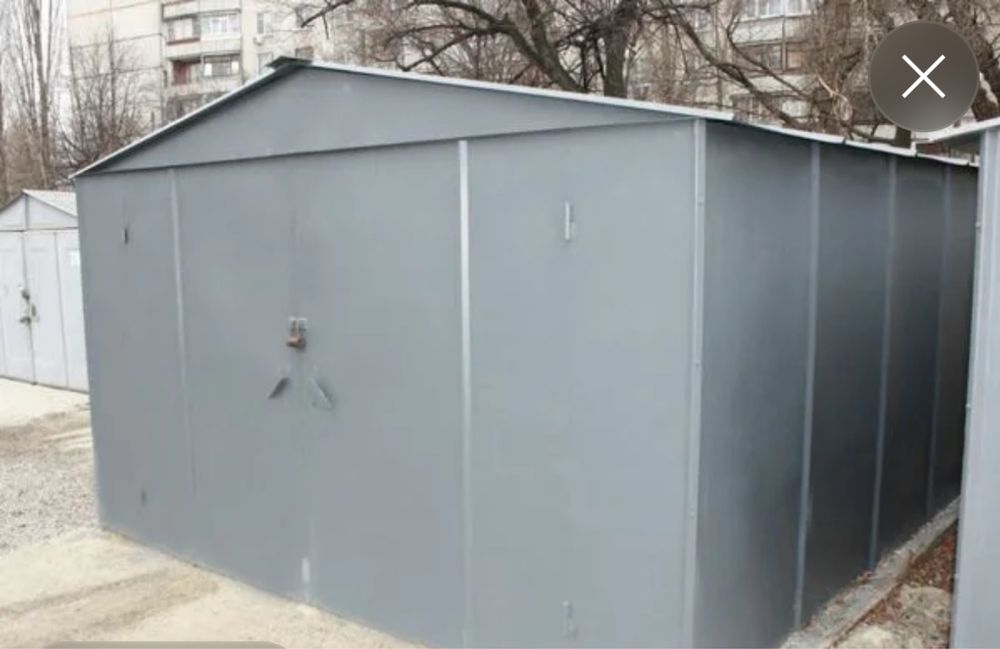 Металичски гараж