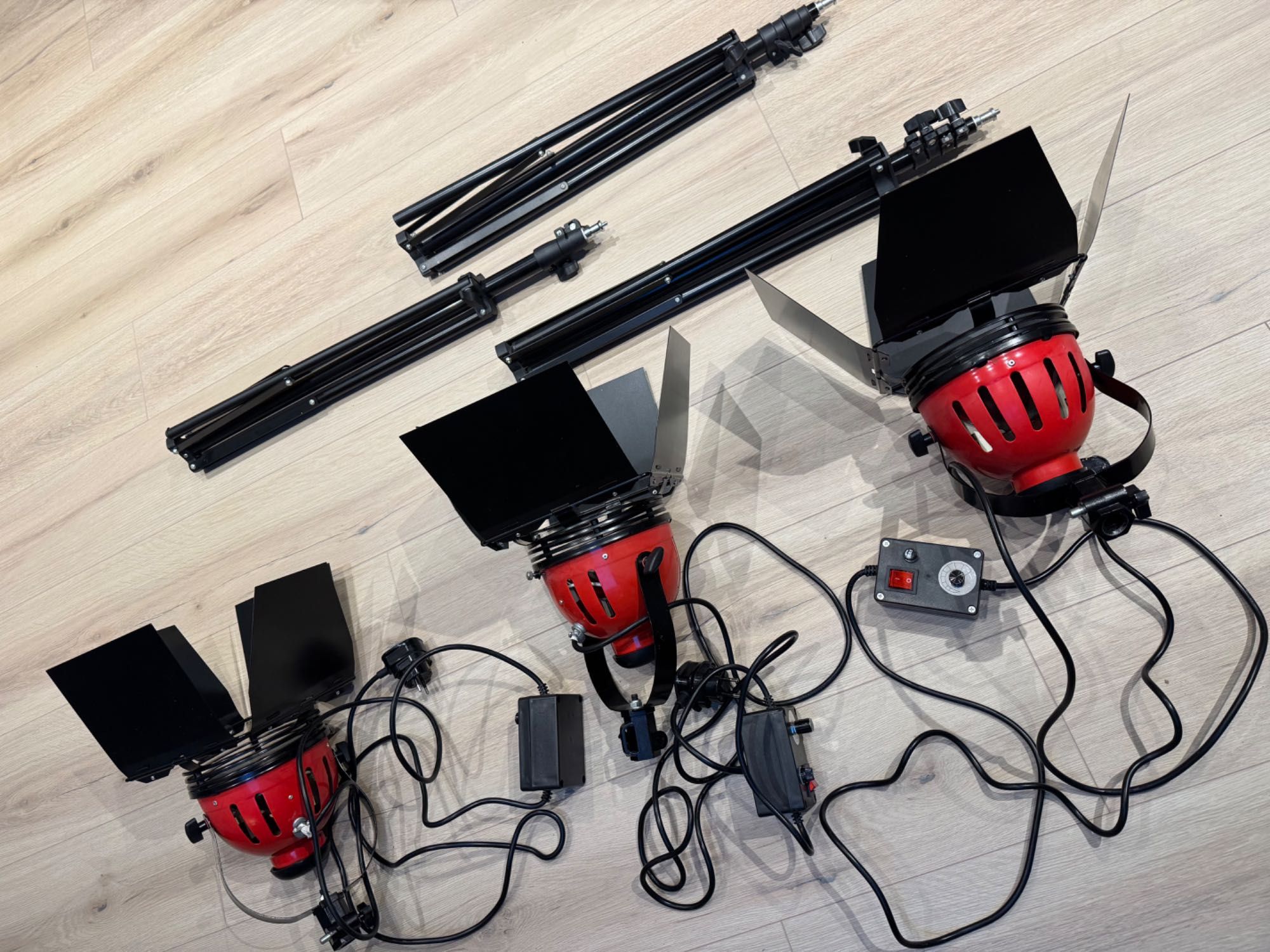 Фотографско и видео осветление 2400W Pro Photo Studio Continuous Light