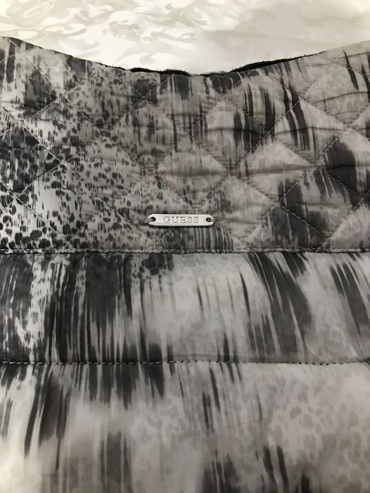 Geaca Guess originala