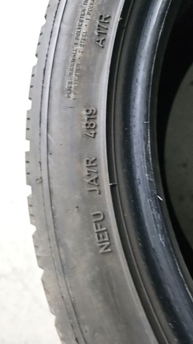 Anvelope iarna 235 45 18