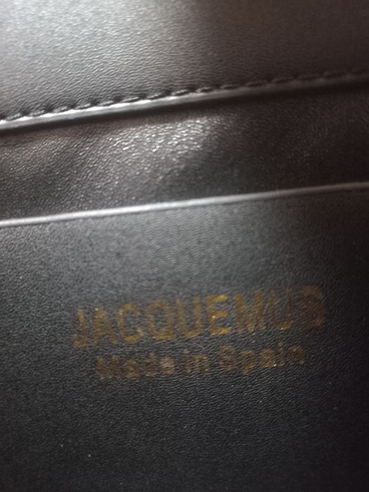 Дамски чанти, Jacquemus,Èram, Air Jordan, Levi's, Adidas