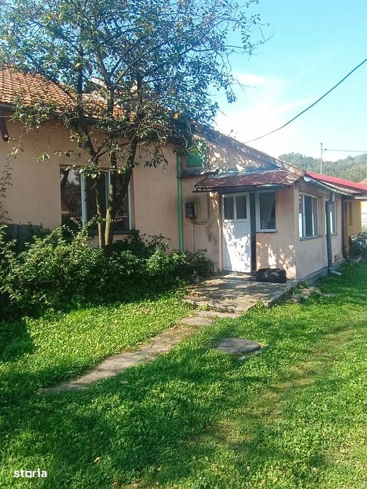 Casa de vânzare