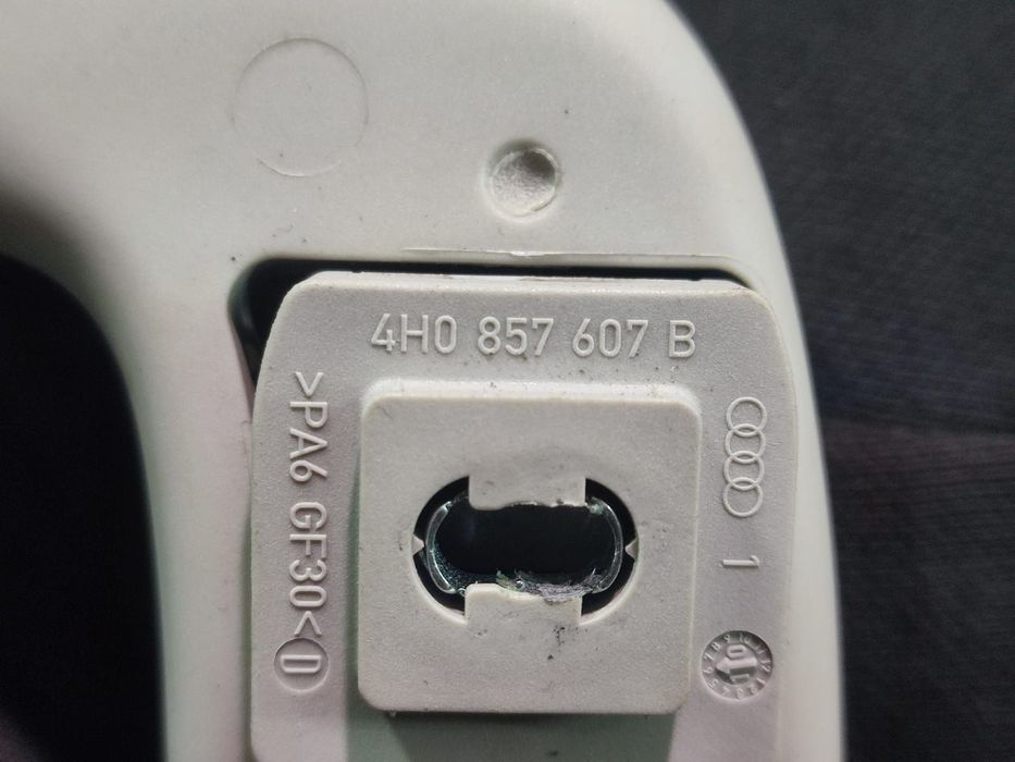 Maner plafon 4H0B57607B Audi A8 D4/4H [2010 - 2014] 4.2 tdi CDSB