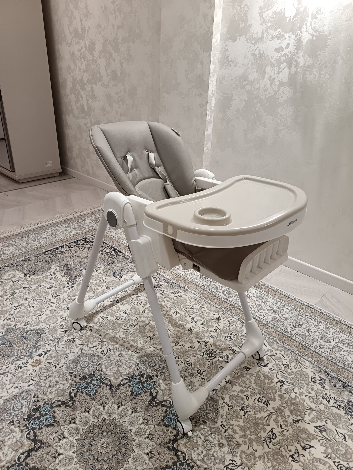 Приставная кровать - колыбель Mastela  4 in 1. Детский стульчик.