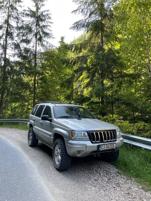 Vând jeep grand cherokee wj