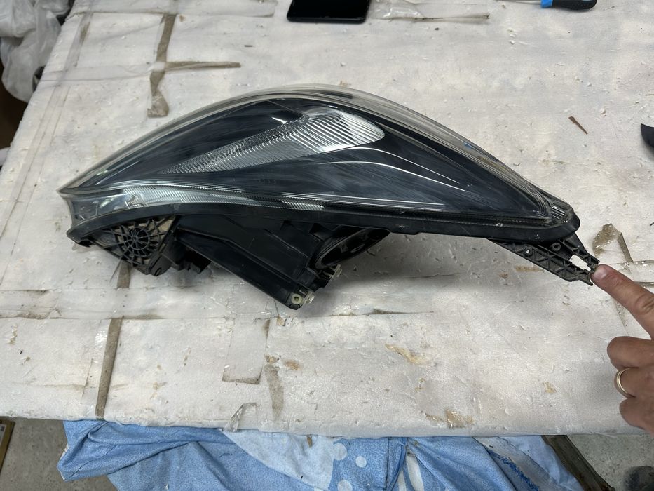 Far dreapta opel insignia.cod:1el011165-02.