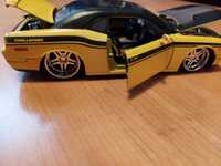 Macheta Dodge Challenger 1/24