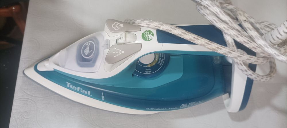 Tefal fier de calcat 2400w