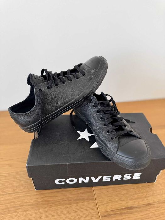 Tenesi Converse piele 42,5