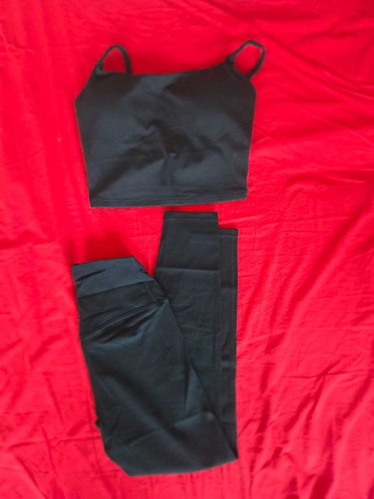 Дамско спортно облекло за йога, пилатес, фитнес