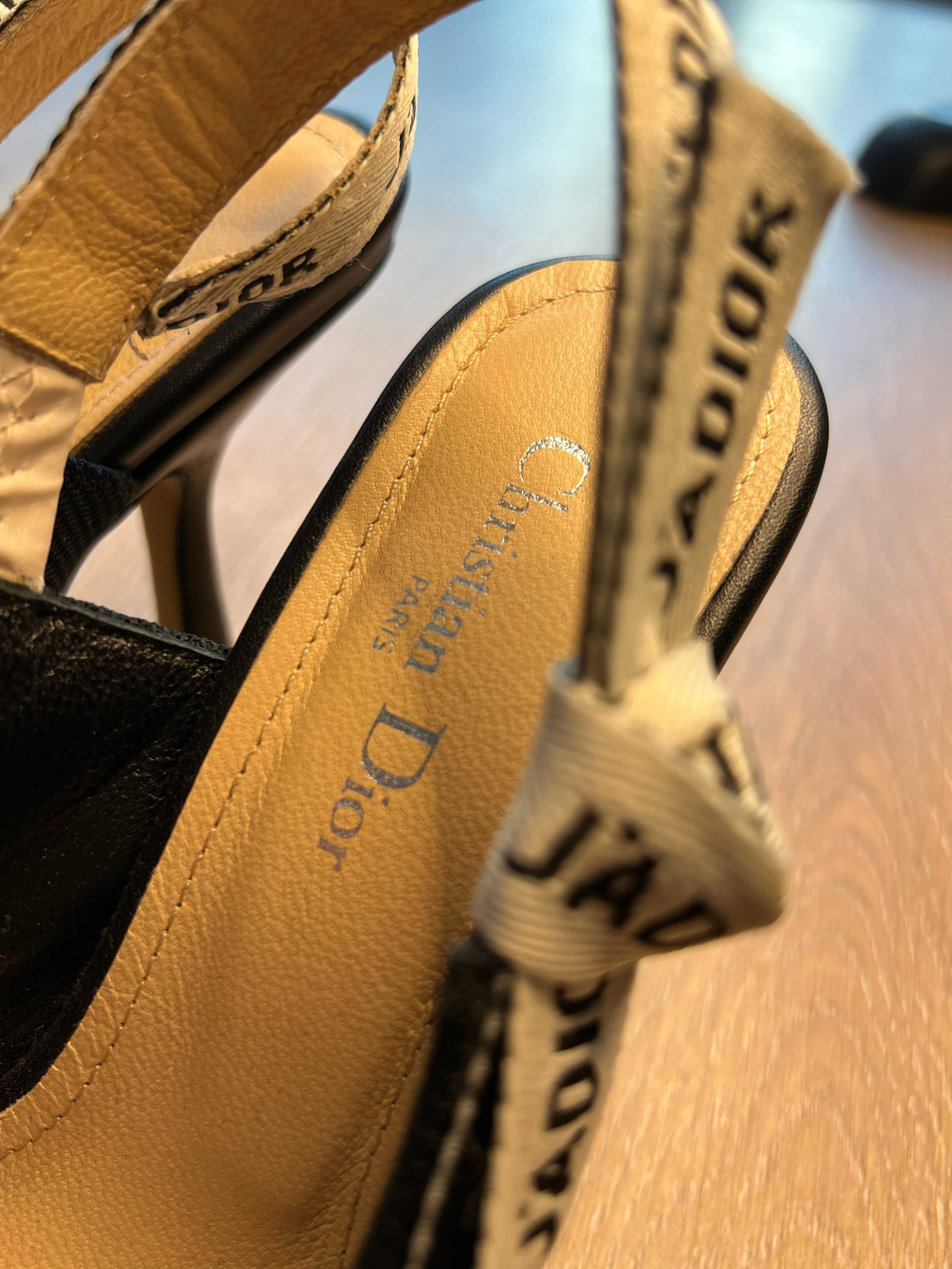 обувки Dior – Елегантност от висока класа