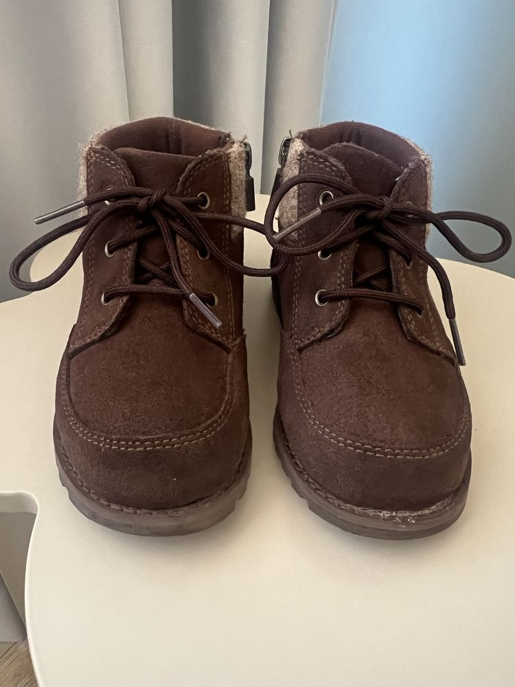 Детски оригинални боти UGG за момче