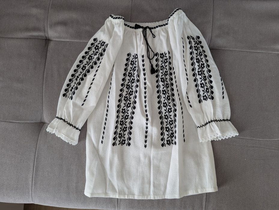 Ie traditionala fata 7-15 ani cusuta manual