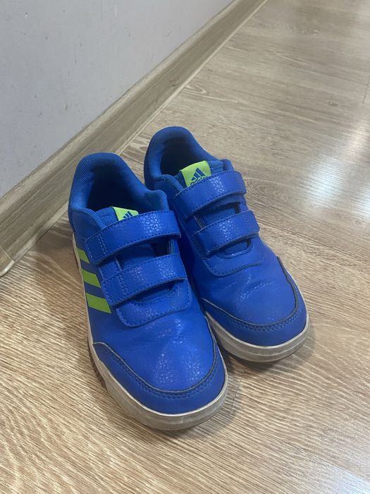 Детски кожени обувки