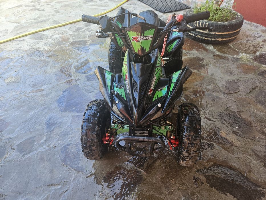 Vând ATV in 2 timpi